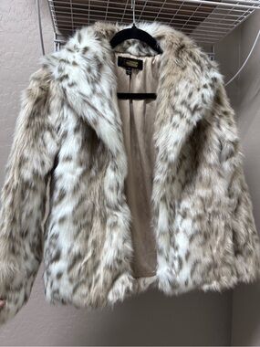 Greylin Cream & Tan Faux Fur Teddy Jacket White Leopard